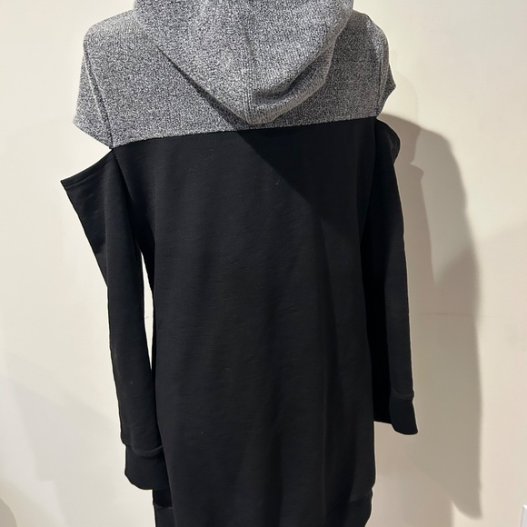 Oxygen Hoodie - Picture 3 of 3